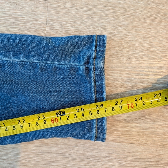 Judy Blue Jeans Women's 32 Medium Wash Distressed High Rise Stretch - Picture 8 of 10